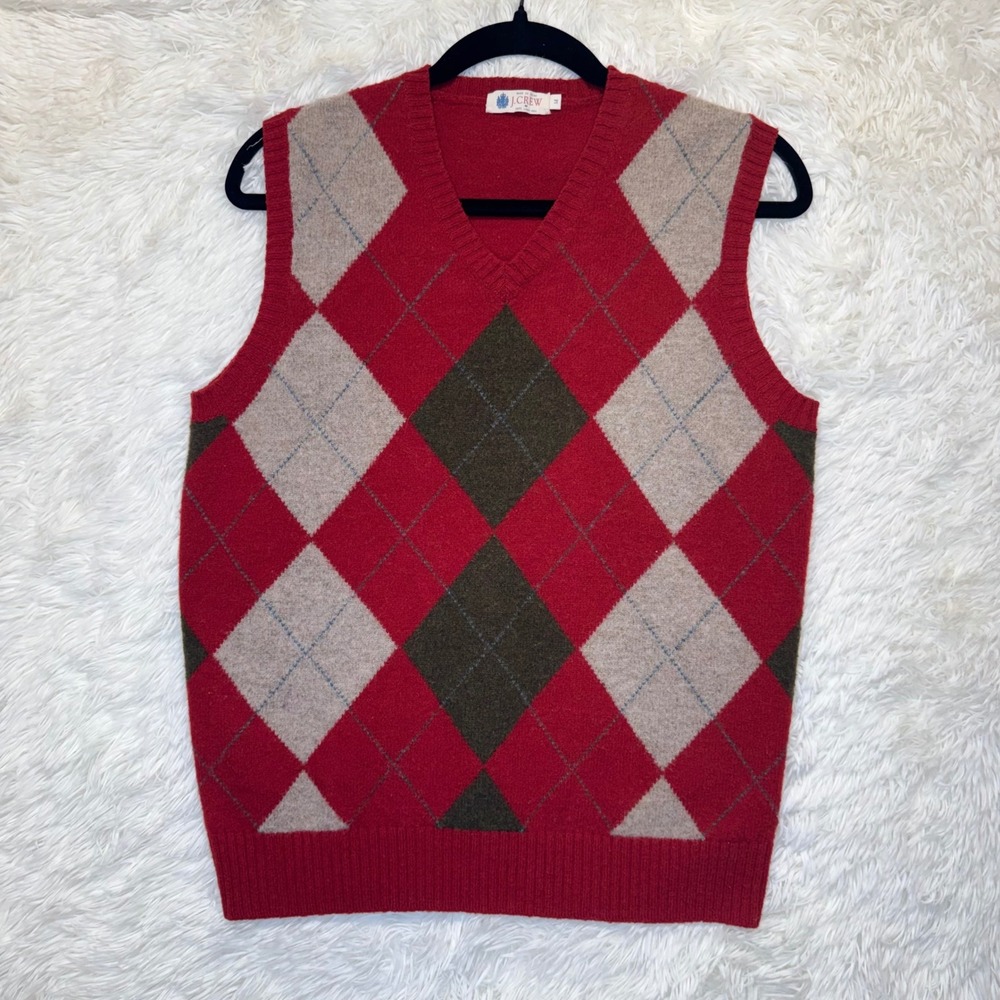 J.Crew Mens Medium Red Green Argyle V-Neck Sweater Vest 100% Lambswool Preppy